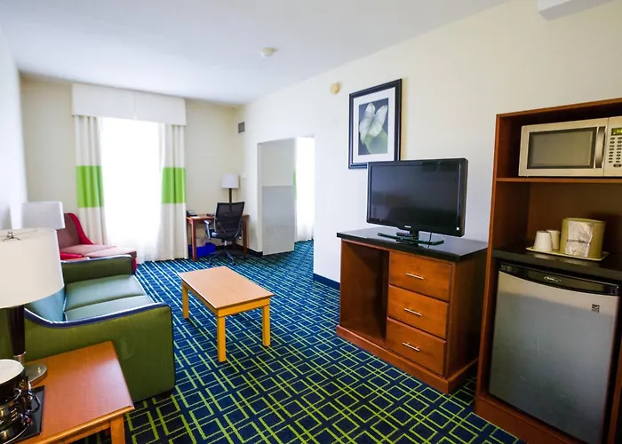 Fairfield Inn By Marriott Toronto Oakville