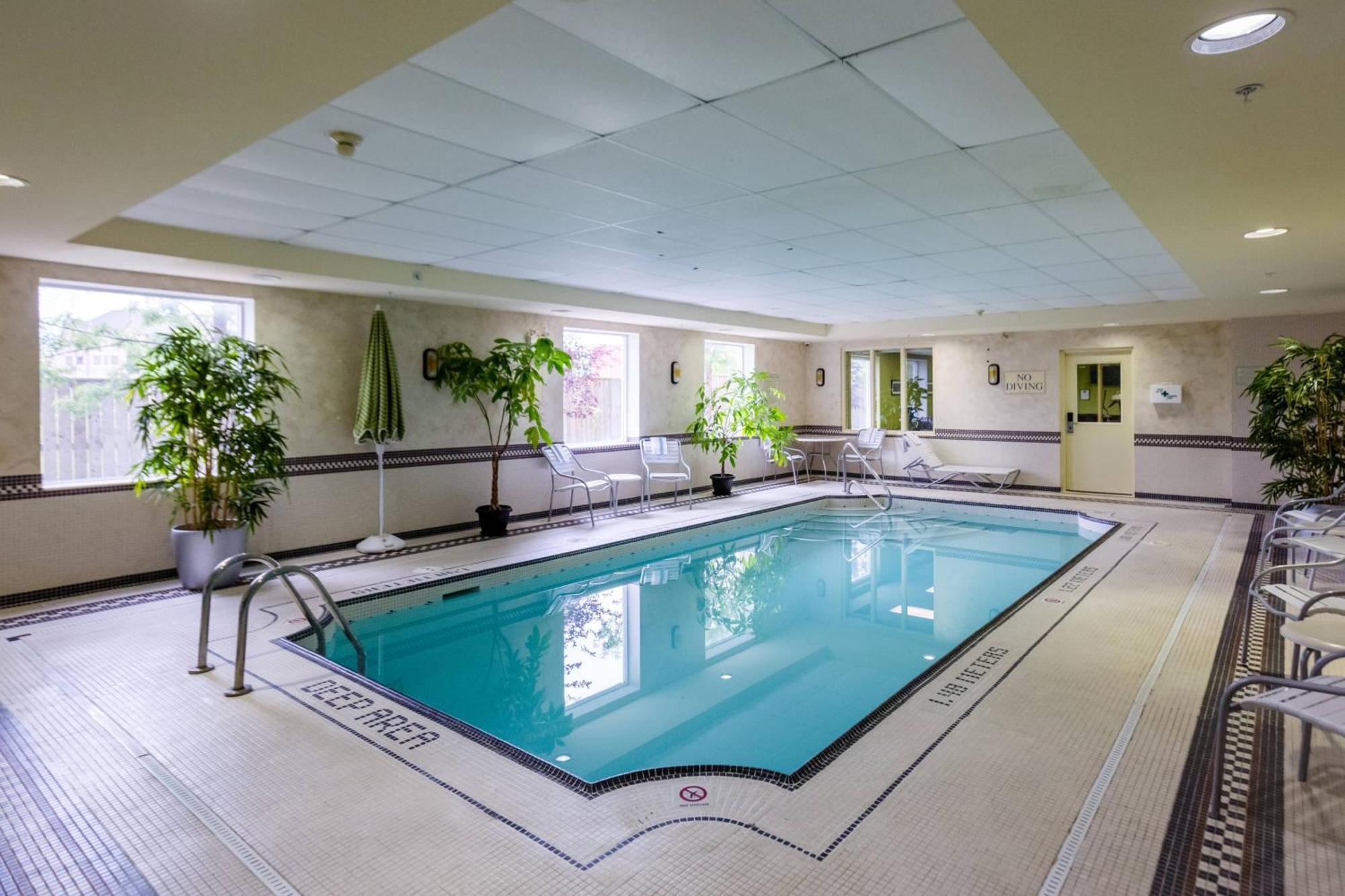 Hotel Fairfield By Marriott Toronto