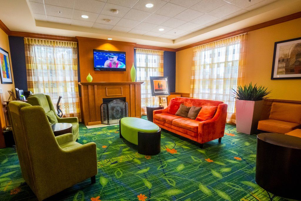 Fairfield By Marriott Toronto Hotel